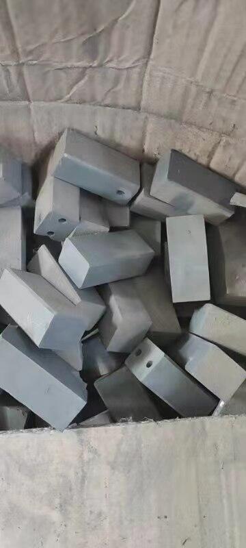 河南哪里回收廢舊石墨制品廠家